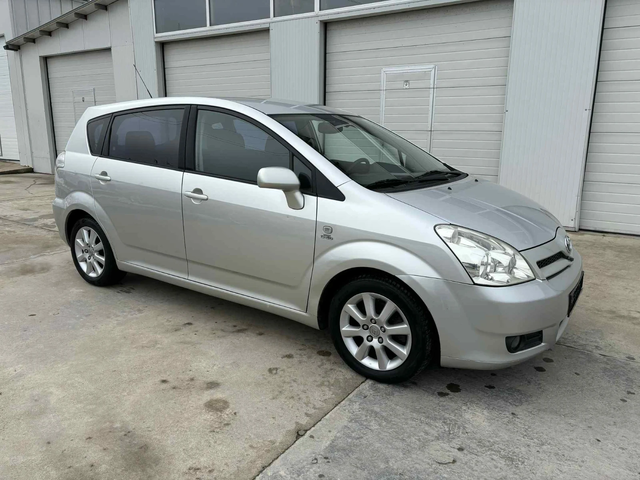 Toyota Corolla verso 2.0D4D 116k.c* 7 места* UNIKAT* - автомобили, коли, обяви за нови и употребявани 12