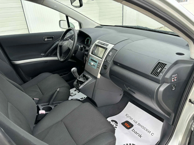 Toyota Corolla verso 2.0D4D 116k.c* 7 места* UNIKAT* - автомобили, коли, обяви за нови и употребявани 15
