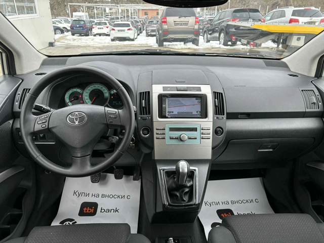 Toyota Corolla verso 2.0D4D 116k.c* 7 места* UNIKAT* - автомобили, коли, обяви за нови и употребявани 8