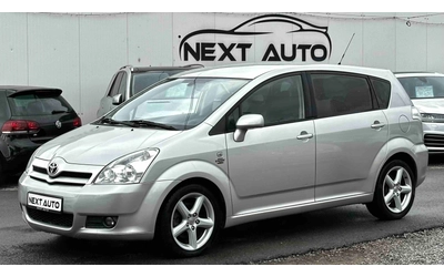 toyota-corolla-verso - 0