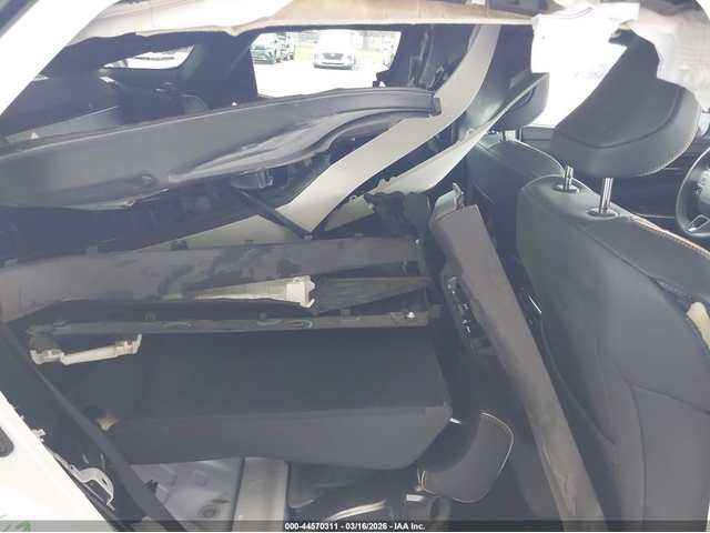 Toyota Crown 2.5L I-4 DI, DOHC, VVT, 184HP All Wheel Drive - автомобили, коли, обяви за нови и употребявани 7