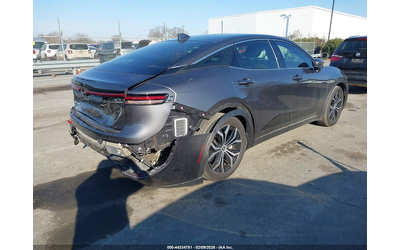 Toyota Crown 2.5L I-4 DI, DOHC, VVT, 184HP All Wheel Drive - автомобили, коли, обяви за нови и употребявани 3