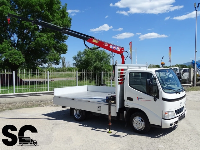 Toyota DYNA БОРДОВИ С КРАН 1670 kg - автомобили, коли, обяви за нови и употребявани 0