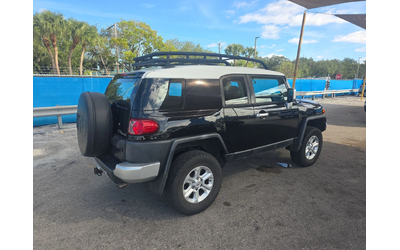 toyota-fj-cruiser - 5