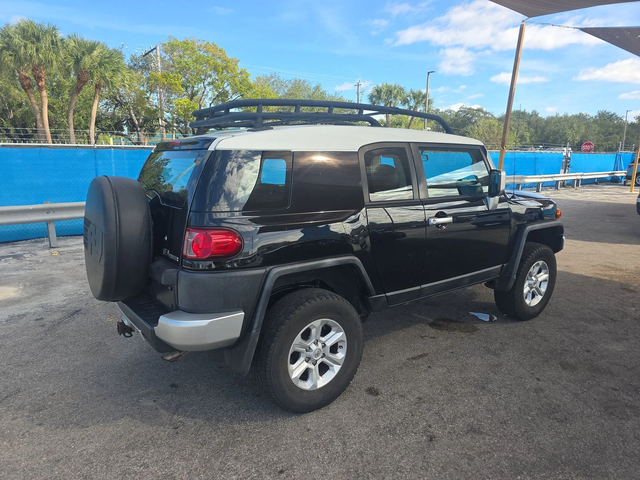 Toyota Fj cruiser 4.0 / AWD - автомобили, коли, обяви за нови и употребявани 5