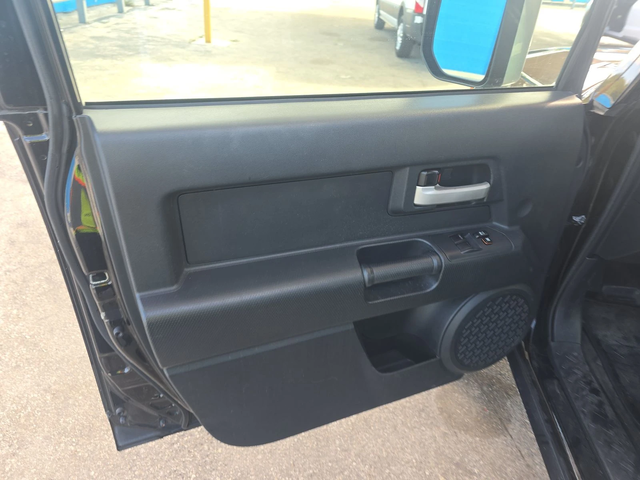 Toyota Fj cruiser 4.0 / AWD - автомобили, коли, обяви за нови и употребявани 6