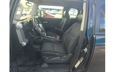 Toyota Fj cruiser 4.0 / AWD - автомобили, коли, обяви за нови и употребявани 7