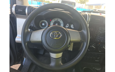 Toyota Fj cruiser 4.0 / AWD - автомобили, коли, обяви за нови и употребявани 8