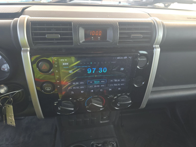 Toyota Fj cruiser 4.0 / AWD - автомобили, коли, обяви за нови и употребявани 9