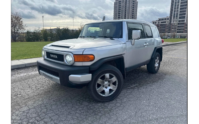 toyota-fj-cruiser - 0