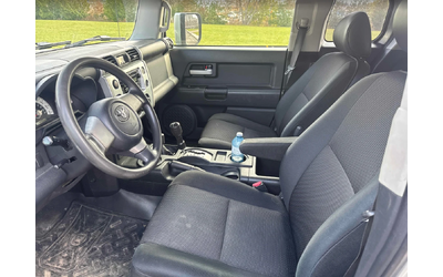 toyota-fj-cruiser - 4