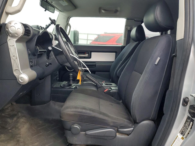 Toyota Fj cruiser 4.0* БЛОКАЖ - автомобили, коли, обяви за нови и употребявани 7