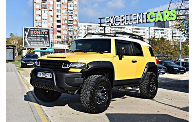 toyota-fj-cruiser - 0