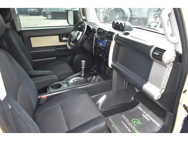 Toyota Fj cruiser 4.0i* V6* AUTOMAT* A-TRACK* 3''SUSPENSION* - автомобили, коли, обяви за нови и употребявани 14