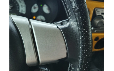 Toyota Fj cruiser 4X4 AUTO REAR LOCKING DIFF UPGRADED AUDIO 4x4 - автомобили, коли, обяви за нови и употребявани 10