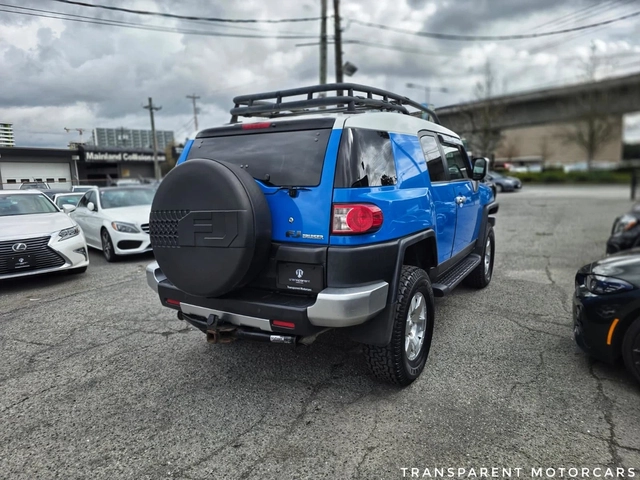 Toyota FJ Cruiser off road/ Parking Sensors/4WD/V6 - автомобили, коли, обяви за нови и употребявани 7