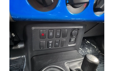 Toyota FJ Cruiser off road/ Parking Sensors/4WD/V6 - автомобили, коли, обяви за нови и употребявани 9