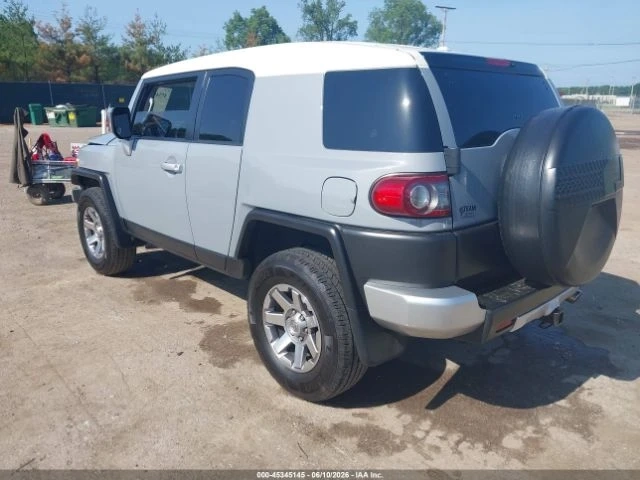 Toyota Fj cruiser - автомобили, коли, обяви за нови и употребявани 3