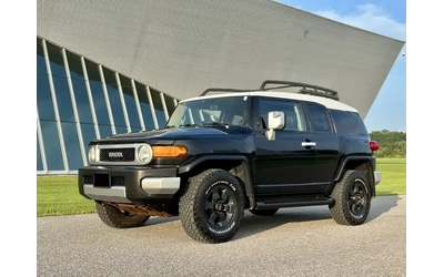 toyota-fj-cruiser - 0