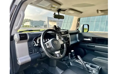 Toyota Fj cruiser - автомобили, коли, обяви за нови и употребявани 6