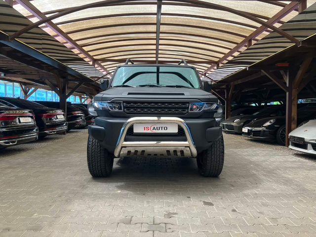 Toyota Fj cruiser V6 4.0/AWD/LPG/Климатик/Андроид - автомобили, коли, обяви за нови и употребявани 1
