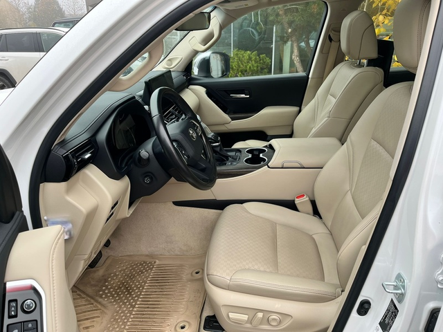 TOYOTA Frontlander Land Cruiser 300 3.5 V6  - автомобили, коли, обяви за нови и употребявани 5