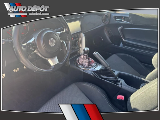 Toyota GR86 860* SPECIAL EDITION* АвтоКредит* (ЦЕНА ДО БГ) - автомобили, коли, обяви за нови и употребявани 4