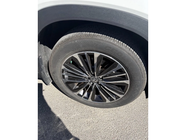 Toyota Grand Highlander HYBRID PLATINUM ОБДУХВАНЕ ОТЗАД  HUD 360 AWD - автомобили, коли, обяви за нови и употребявани 11