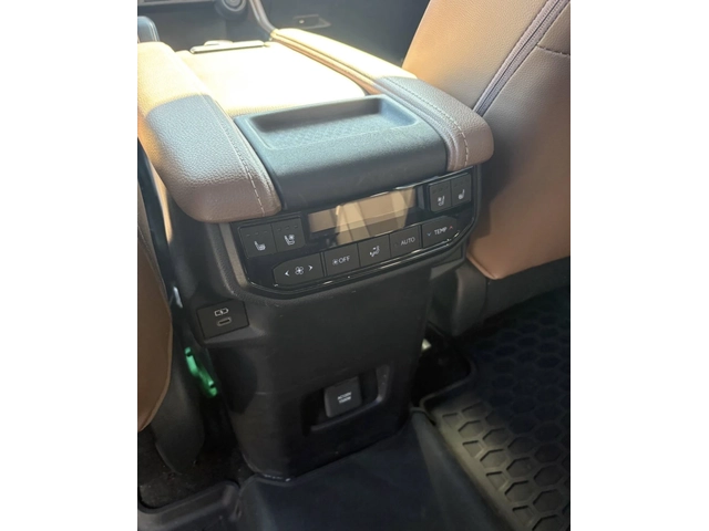 Toyota Grand Highlander HYBRID PLATINUM ОБДУХВАНЕ ОТЗАД  HUD 360 AWD - автомобили, коли, обяви за нови и употребявани 9
