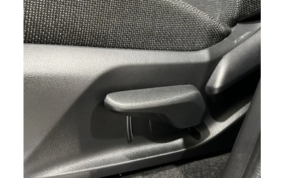 Toyota Grand Highlander Land Cruiser - автомобили, коли, обяви за нови и употребявани 11