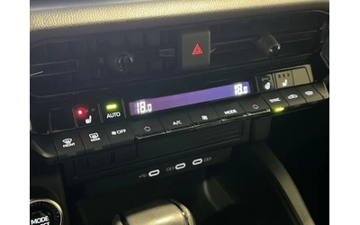 Toyota Grand Highlander Land Cruiser - автомобили, коли, обяви за нови и употребявани 16