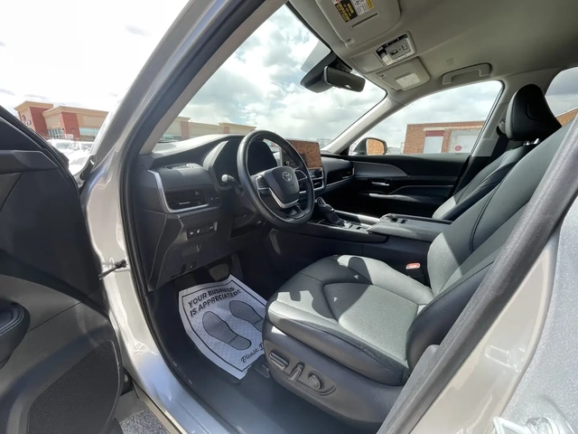 Toyota Grand Highlander Highlander XLE Hybrid - автомобили, коли, обяви за нови и употребявани 10
