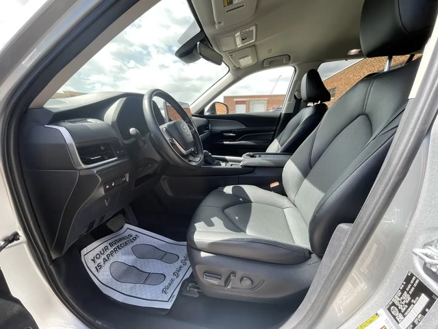 Toyota Grand Highlander Highlander XLE Hybrid - автомобили, коли, обяви за нови и употребявани 12