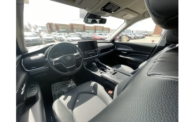 Toyota Grand Highlander Highlander XLE Hybrid - автомобили, коли, обяви за нови и употребявани 15