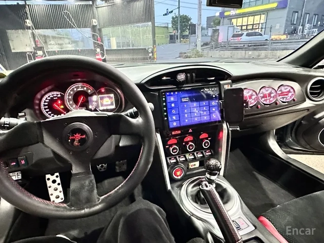 Toyota GT86 * РЪЧКА* Ориги TRD ПАКЕТ* 4-БУТАЛНИ СПИРАЧКИ* Кова - автомобили, коли, обяви за нови и употребявани 2