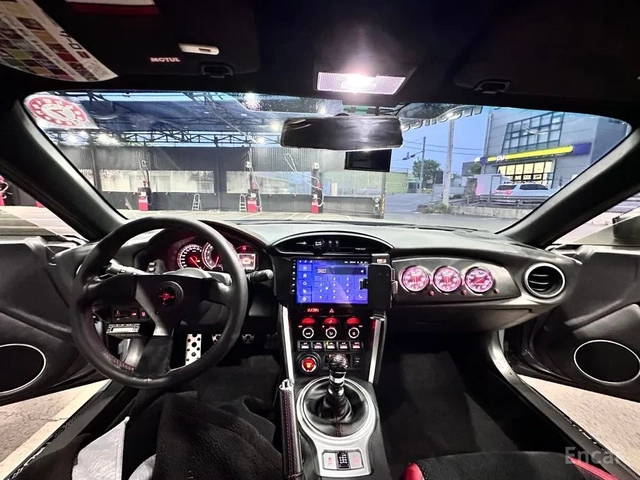 Toyota GT86 * РЪЧКА* Ориги TRD ПАКЕТ* 4-БУТАЛНИ СПИРАЧКИ* Кова - автомобили, коли, обяви за нови и употребявани 3
