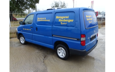 toyota-hiace - 3