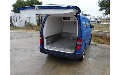 Toyota Hiace * * ХЛАДИЛЕН* * 4x4* * - автомобили, коли, обяви за нови и употребявани 8