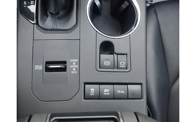 Toyota Highlander 2.5HYBRID 4x4 Камера 7мес. - автомобили, коли, обяви за нови и употребявани 14