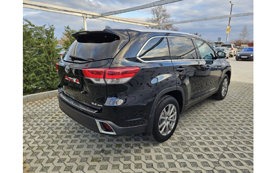 toyota-highlander - 2