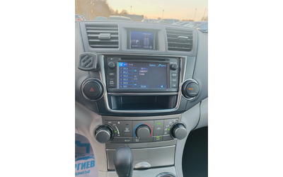 Toyota Highlander 3.5, V6, 273к.с. ТОП - автомобили, коли, обяви за нови и употребявани 11