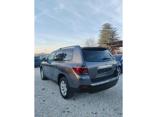 Toyota Highlander 3.5, V6, 273к.с. ТОП - автомобили, коли, обяви за нови и употребявани 3