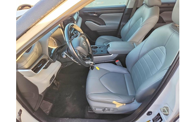 Toyota Highlander 3.5L 6 FRONT WHEEL DRIVE - автомобили, коли, обяви за нови и употребявани 6