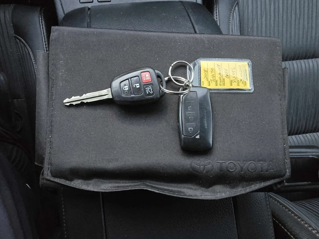 Toyota Highlander * LE/LE Plus * CARFAX * ЦЕНА ДО БГ - автомобили, коли, обяви за нови и употребявани 14