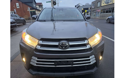 toyota-highlander - 1
