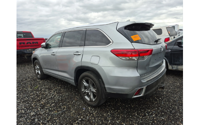 toyota-highlander - 1