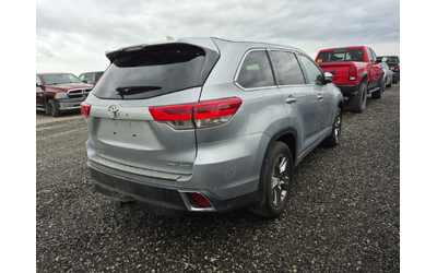 toyota-highlander - 2