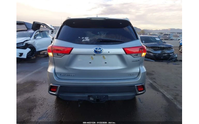 toyota-highlander - 3