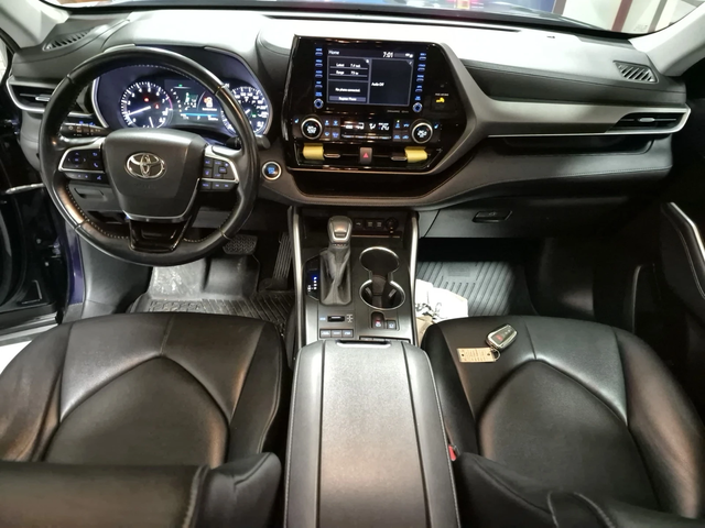 Toyota Highlander XLE* Шибидах* Подгрев* Задна камера* - автомобили, коли, обяви за нови и употребявани 7