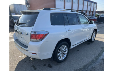 toyota-highlander - 3